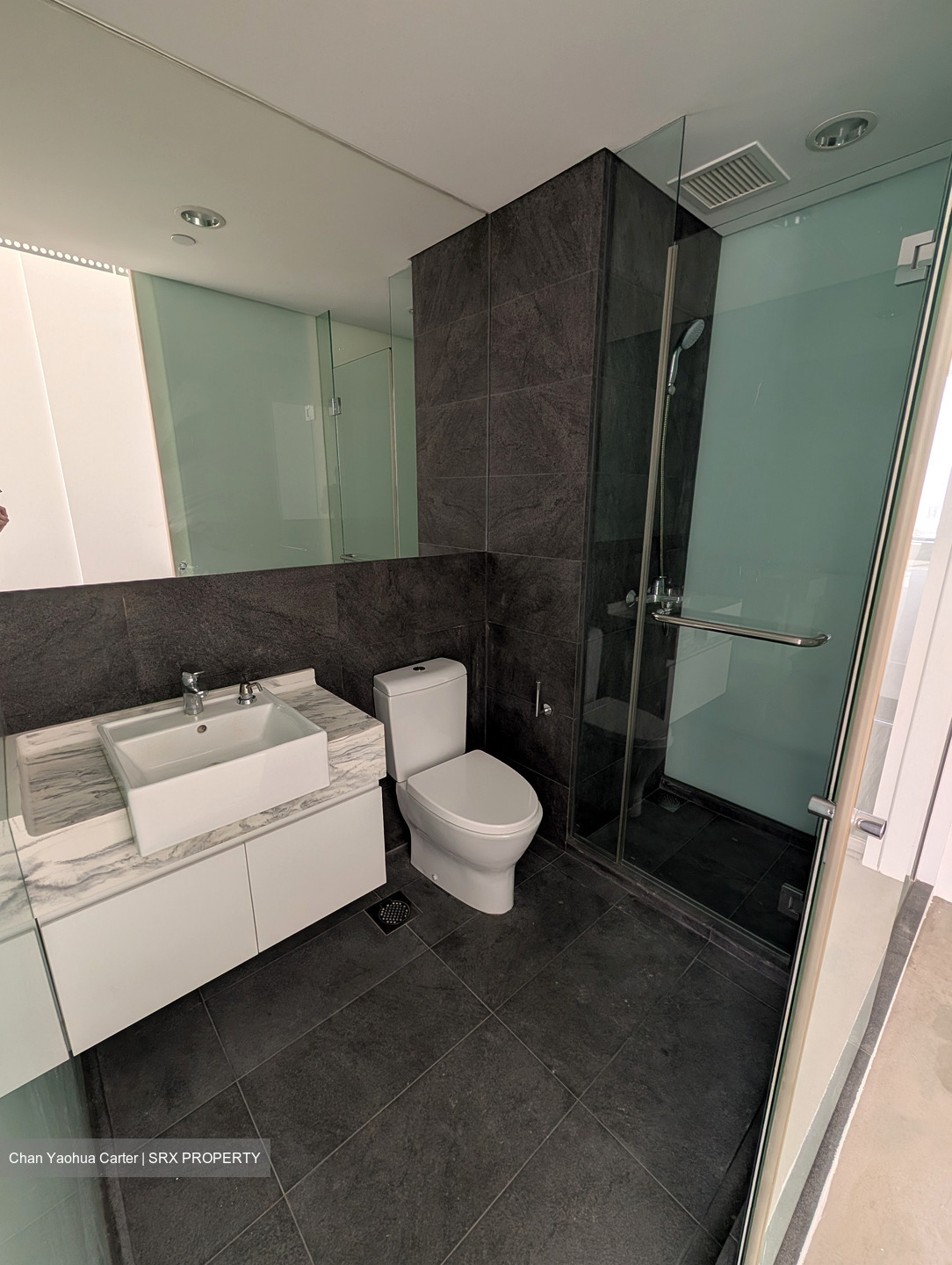 Arc 380 (D8), Office #589873221